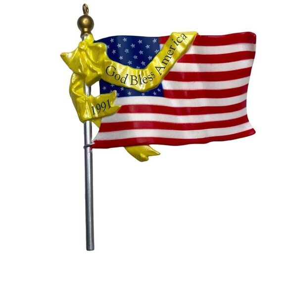 Flag of Liberty 1991 Hallmark Keepsake Ornament - Picture 2 of 3